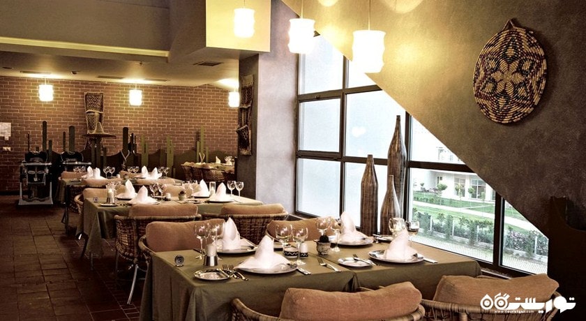 نمای رستوران آلاکارت رون